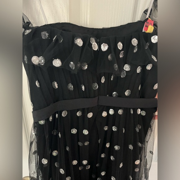 Marchesa Notte Embellished Off The Shoulder Tier Gown - Picture 11 of 13